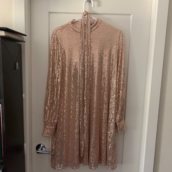 Chi Chi London Dress - Picture 5 of 5